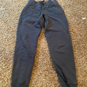 Lululemon grey joggers!
